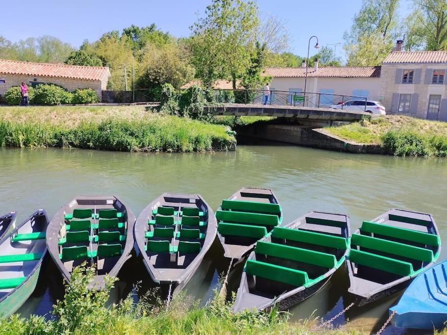 Gite Le Vieux Moulin Sansais 외부 사진